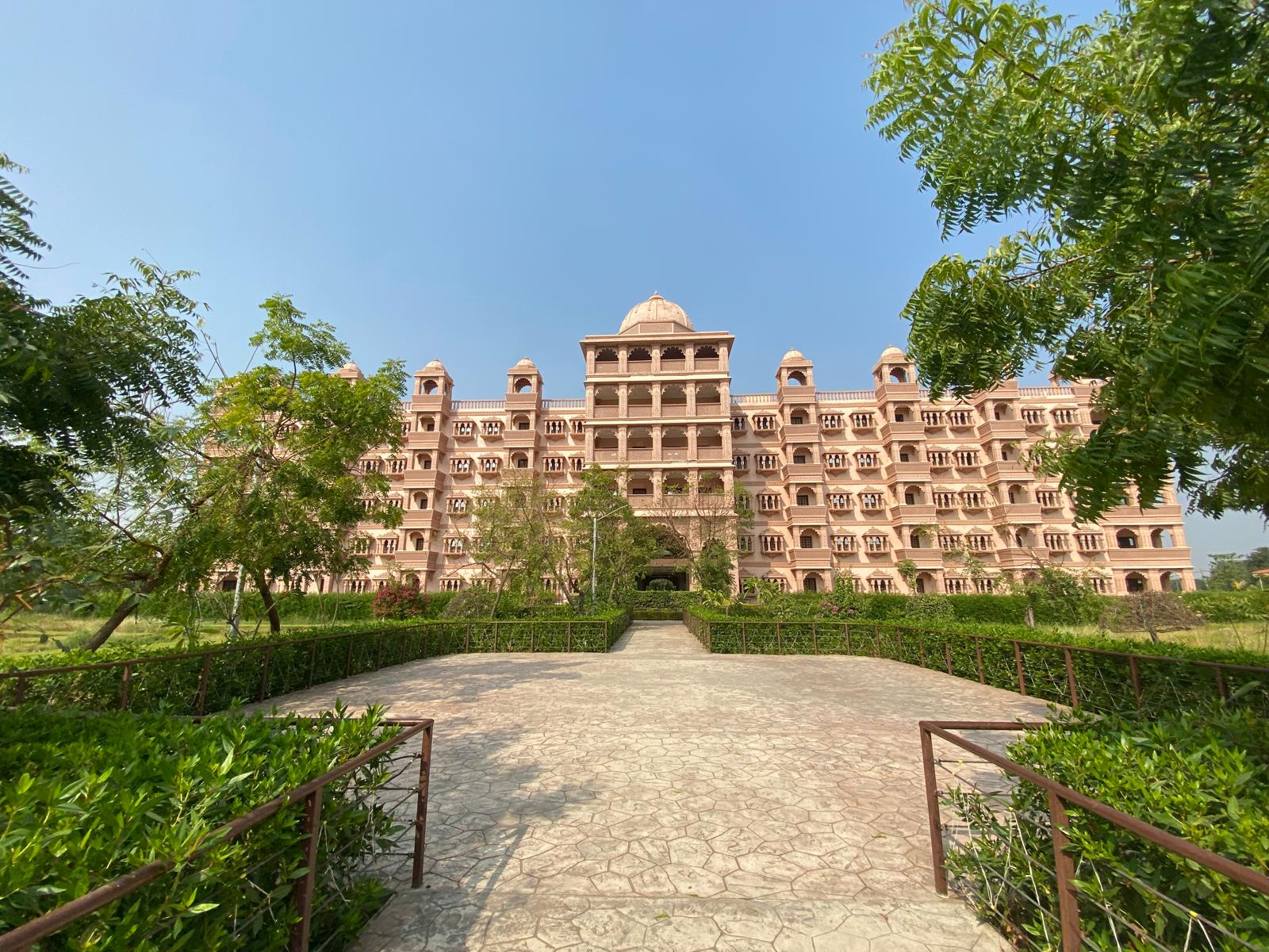 Jaipur: Royal Radiance Collection